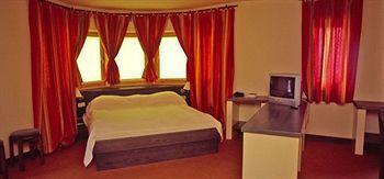 Kalma Superior Hotel 3*