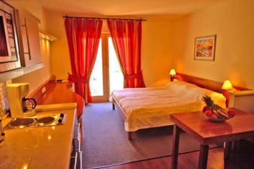 Kalma, Kalma Villa, Hotel 3*